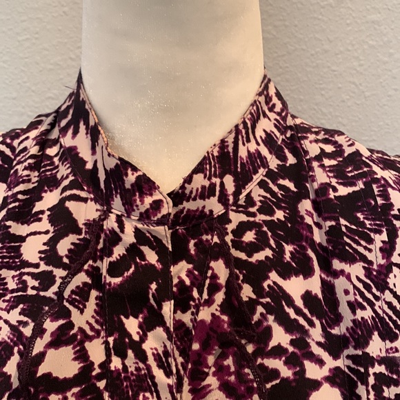 Sleeveless Ruffled Top - Picture 2 of 5